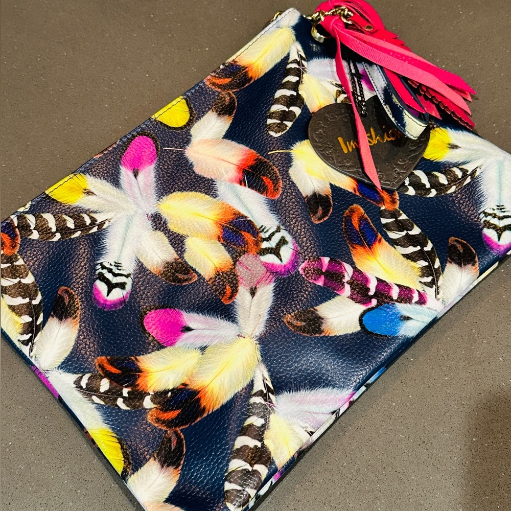 DESIGNER PURSE BOHO WRISTLET LARGE FEATHERS BRAND NEW